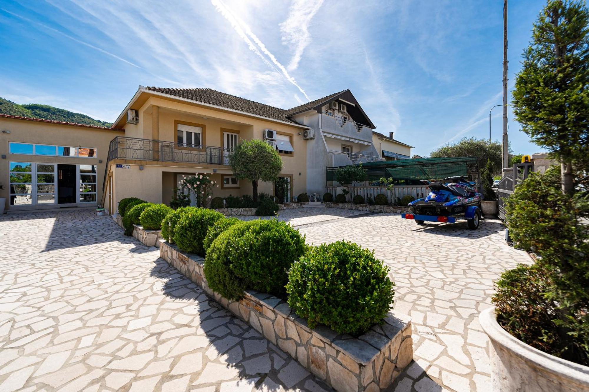 Raicevic Residence Tivat Exterior photo
